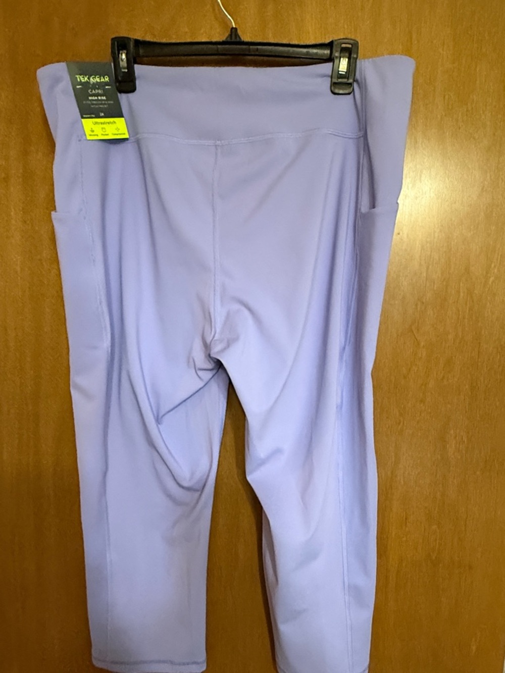 NWT Tek Gear Lavender Active Capri Leggings - Picture 5 of 6